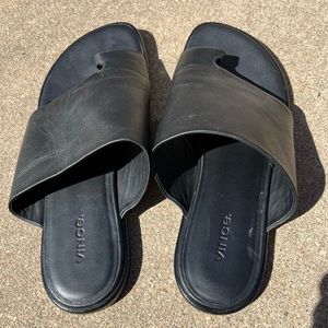 Vince Sandals, Sz 10